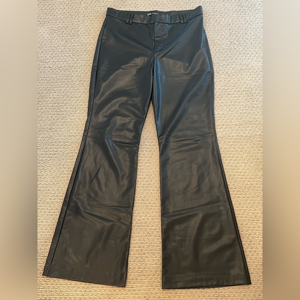 Zara Black Flared Women Jeans